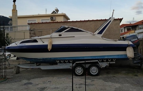 Πωλειται σκαφος ΜΑΚ χιου 6,4 μ x 2,45 ,με μηχανες 2Τ YAMAHA 150 ιππους και βοηθητικη YAHAMA 9.9 και πολλά έξτρα 