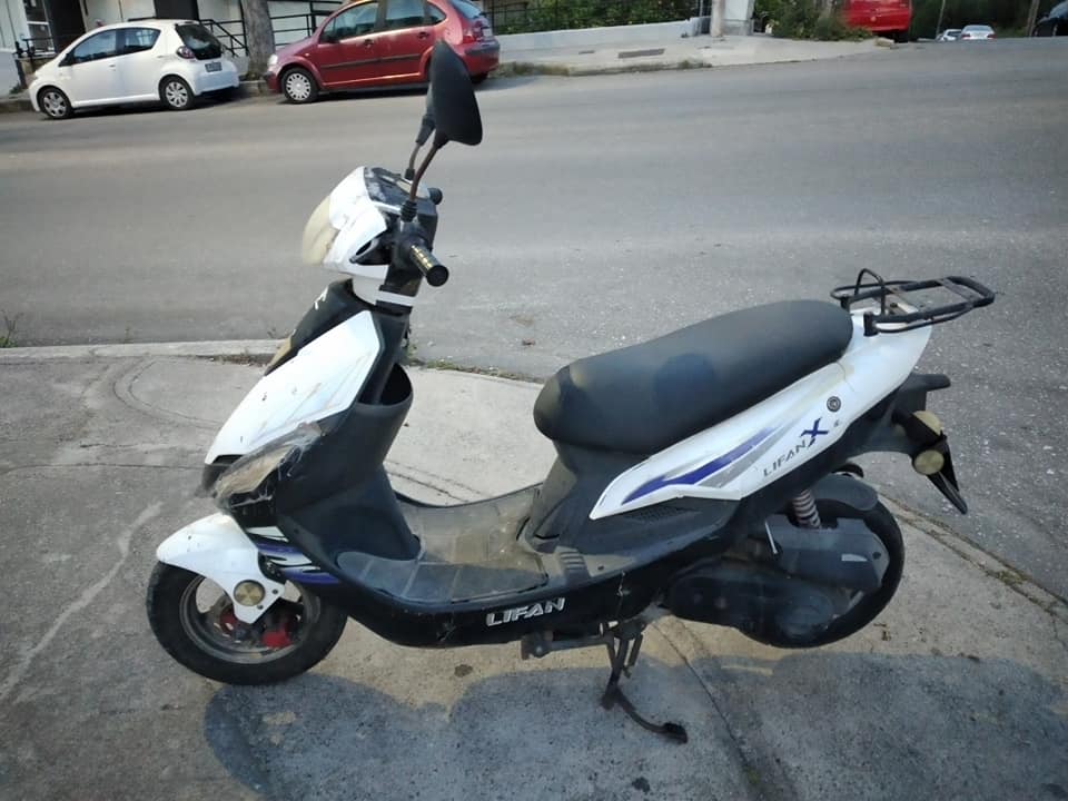 Μηχανάκι  50cc 150€
