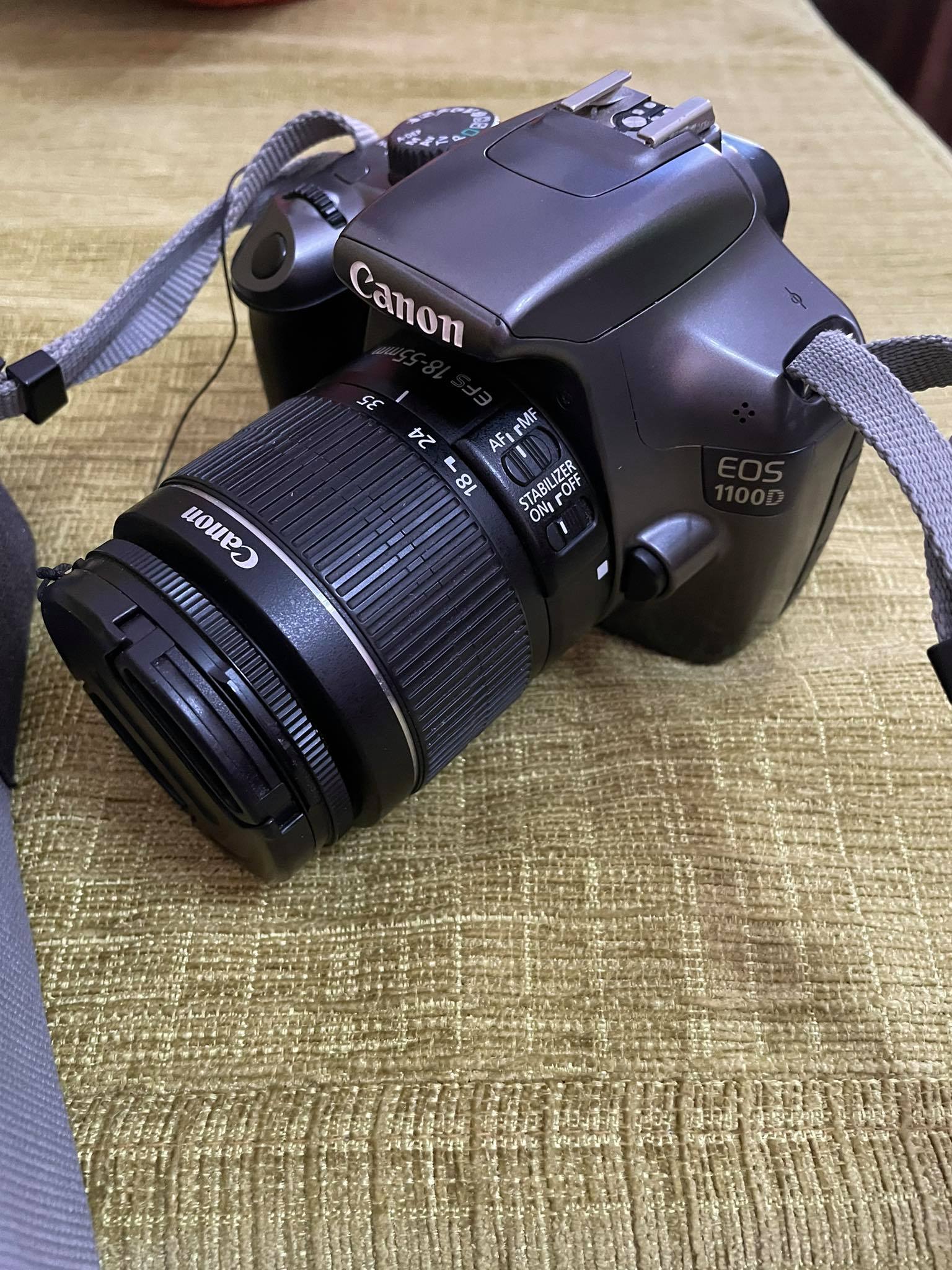 Πωλείται φωτογραφική μηχανή canon eos 1100d με 3 φακούς
