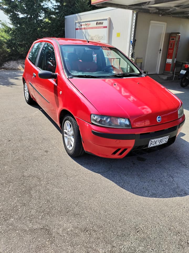 ΠΩΛΕΙΤΑΙ Fiat Punto 2.500 €