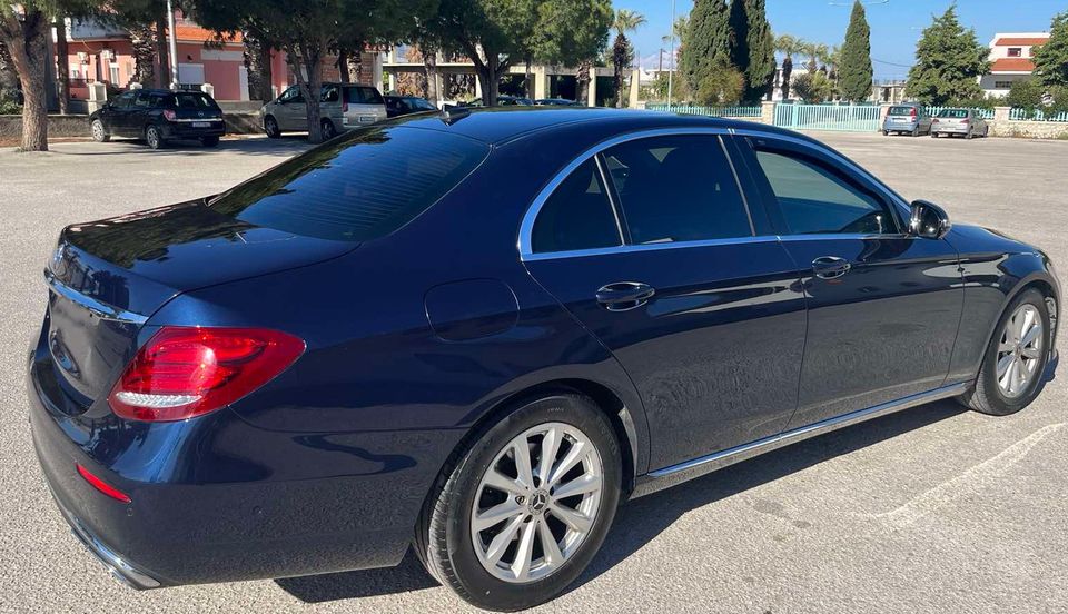 Mercedes benz w213, 220d