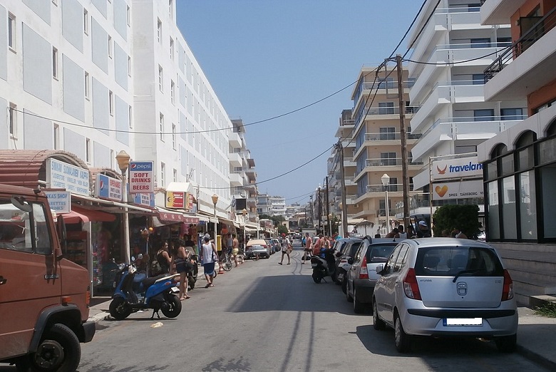 ΕΝΟΙΚΙΑΣΤΗΚΕ