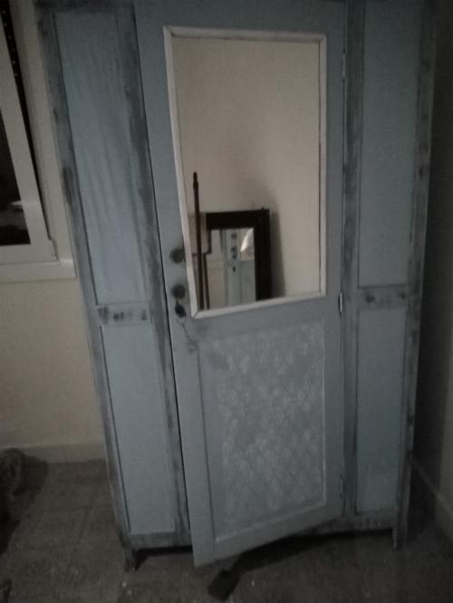 Παλιά ντουλαπα