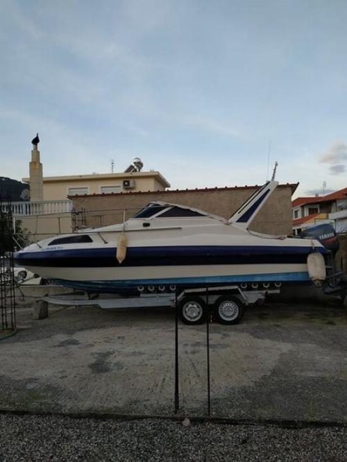 Πωλειται σκαφος ΜΑΚ 6,4m x 2,45m ΜΕ ΑΔΕΙΑ ΓΙΑ 9 ΑΤΟΜΑ