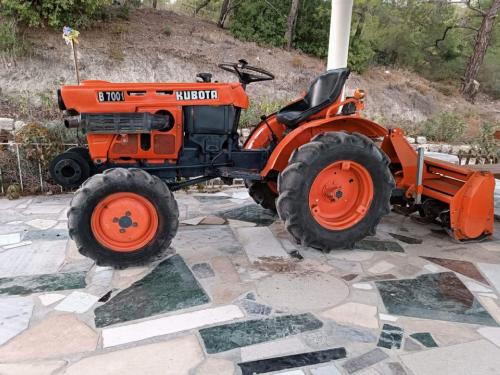 Πωλείται τρακτεράκι 18HP με φρέζα βαρέου τύπου - 5.500€