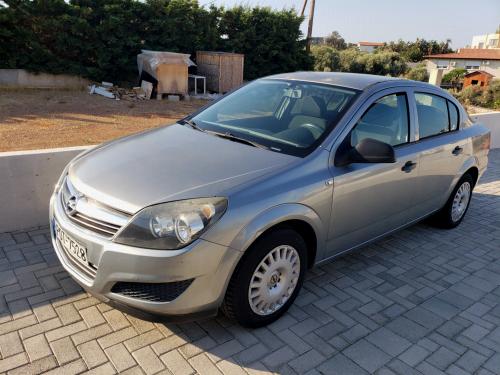 Πωλείται OPEL ASTRA 1600cc '10