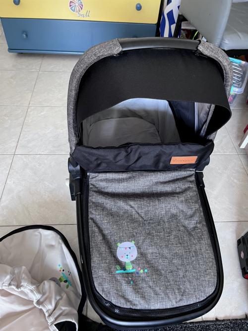 Παιδικό καροτσι και καλαθουνα 170€