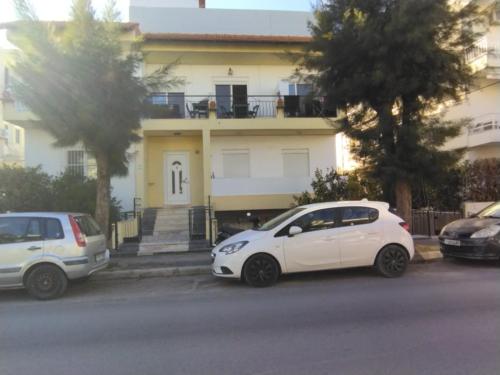 Ενοικιάζεται επιπλωμένο στούντιο πολύ κοντά στο πανεπιστήμιο