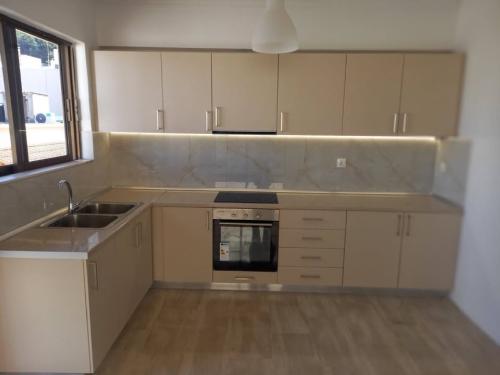 Ενοικιάζεται διαμερισμα 100 τμ  500€