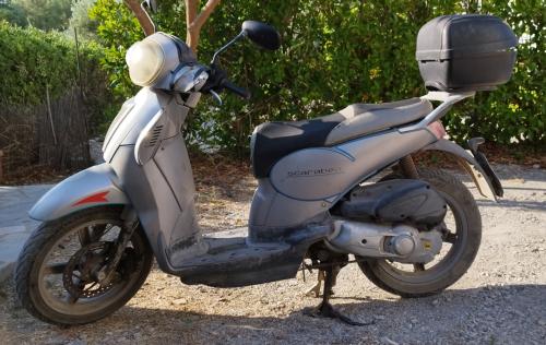 ΠΩΛΕΙΤΑΙ Aprilia Scarabeo 125cc